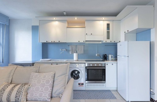 Capo Mimosa-Rollo Apartment | Nice apartment for 4 people with WIFI, TV, patio and parking