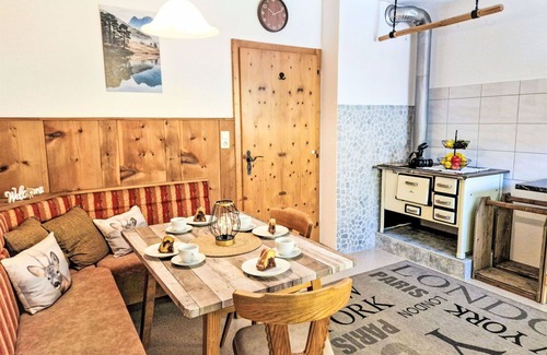 Ginzling Apartment | Nice apartment for 5 people with balcony and pets allowed