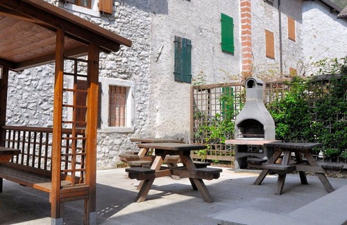 Barcis Apartment | Nice apartment for 5 people with WIFI, TV, patio and parking