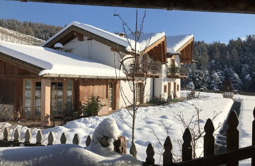 Coredo Apartment | Nice apartment for 6 guests with WIFI, TV, balcony and pets allowed