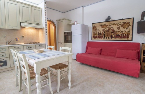 Fondi Apartment | Nice apartment for 6 guests with WIFI, A/C, TV, terrace and pets allowed
