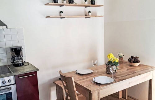 Rauris Apartment | Nice apartment for 6 guests with WIFI, pool, TV, terrace, pets allowed and parking