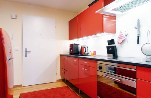 Mitloedi Apartment | Nice apartment for 6 people with WIFI, TV, balcony and parking