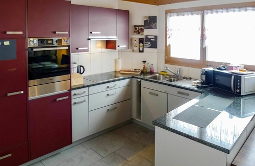 Zillis Apartment | Nice apartment for 7 guests with WIFI, TV, balcony and panoramic view