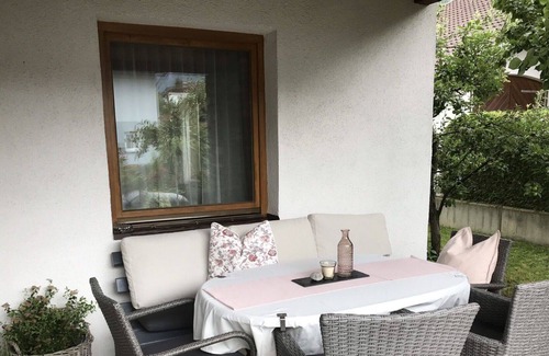 Prutz Apartment | Nice apartment for 7 guests with WIFI, TV, terrace, pets allowed and parking