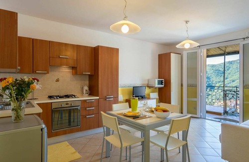 Pietrabruna Apartment | Nice apartment for 6 people with pool, WIFI, TV, patio and panoramic view