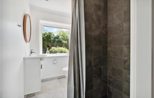 Akirkeby Apartment | Nice Apartment In Aakirkeby With Wifi