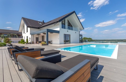 Tisina Apartment | Nice apartment in Rogasovci with sauna