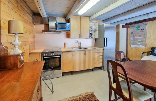 Vedum Apartment | Nice apartment in Vedum with WiFi
