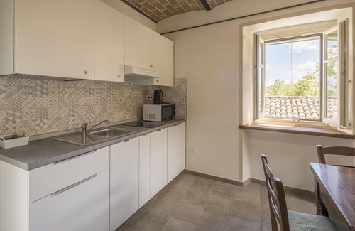 Monforte d'Alba Apartment | Nice apartment for 4 people with WIFI, pool and balcony, close to Alba