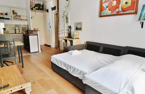 Gares Apartment | Nice apartment with terrace in the center of Montpellier - Welkeys