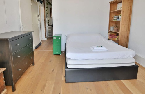 Gares Apartment | Nice apartment with terrace in the center of Montpellier - Welkeys