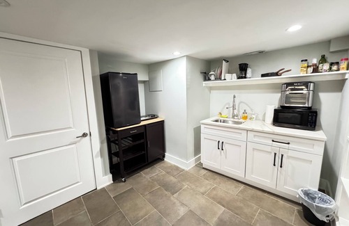 Brookland Apartment | NICE Basement APT in DC near metro station