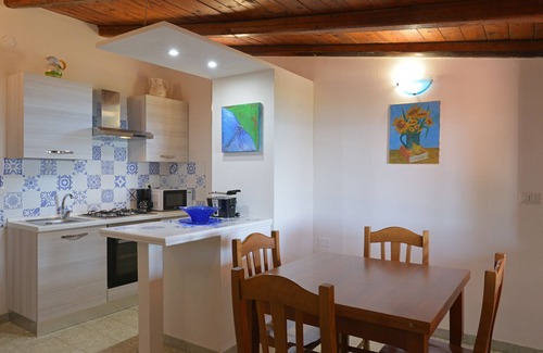 Fontane Bianche House | Nice detached house in a fantastic seafront location. No cleaning fees.