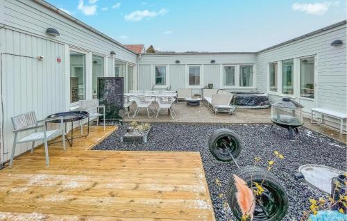 Grannas House | Nice Home In Ambjörnarp With Lake View