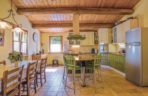 Barchi House | Nice home in Barchi PU