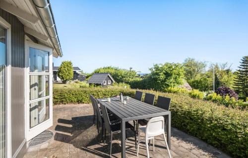 Middelfart House | Nice Home In Brenderup Fyn With Wifi