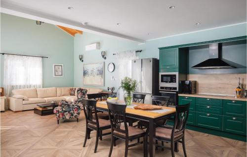 Drnis House | Nice Home In Drnis With Sauna