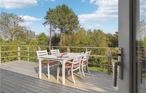 Gilleleje House | Nice Home In Dronningmølle With Wifi