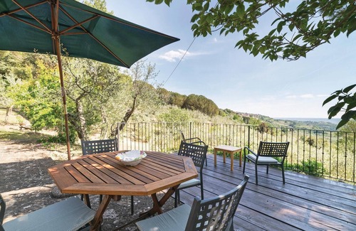 Ficulle House | Nice home in Ficulle TR