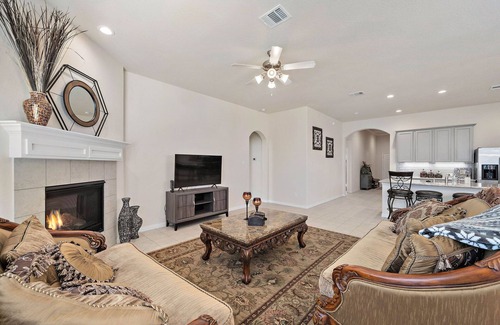 Kingwood House | Nice Home in Kingwood with Open Space to Entertain