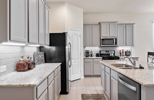 Kingwood House | Nice Home in Kingwood with Open Space to Entertain