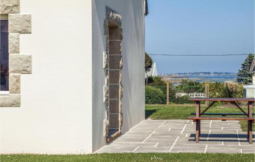 Lanmodez House | Nice Home In Lanmodez With Wifi