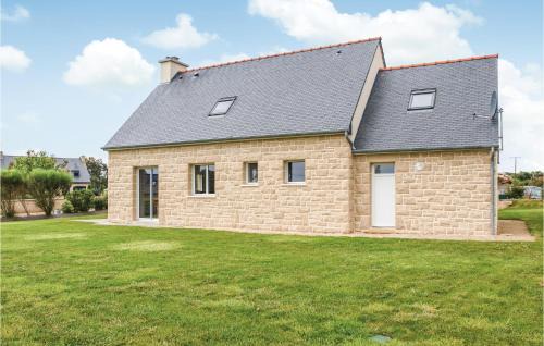 Lanmodez House | Nice Home In Lanmodez With Wifi