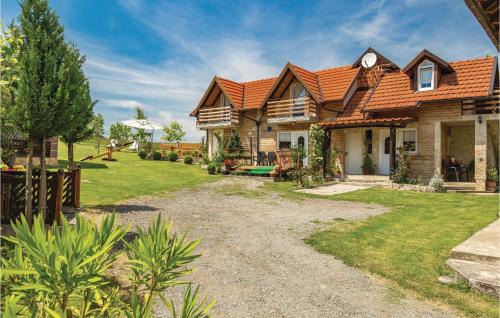 Licko Lesce House | Nice Home In Licko Lesce With Wifi