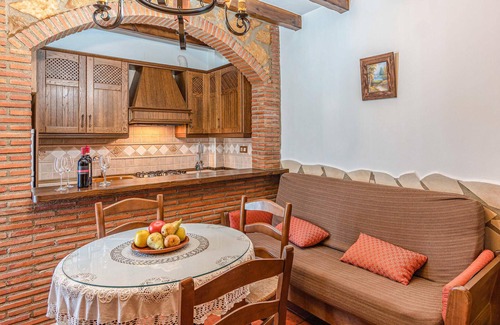 Mecina Bombaron House | Nice home in Mecina Bombarón with WiFi