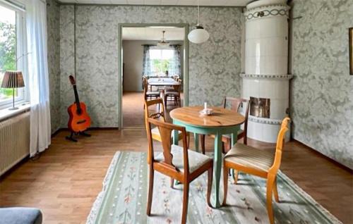 Rorvik House | Nice Home In Rörvik With Wifi