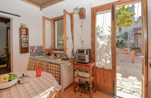 Donnafugata House | Nice home in Ragusa with WiFi