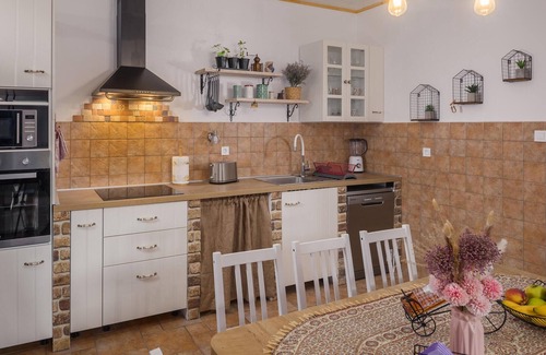 Rakotule House | Nice home in Rakotule with WiFi