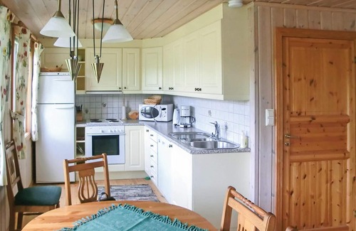 Songe House | Nice home in Risør with kitchen