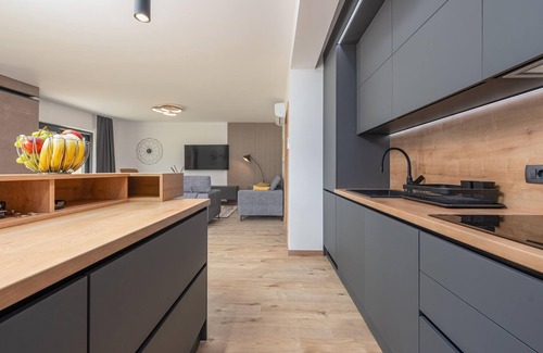 Brusane House | Nice home in Rizvanusa with sauna