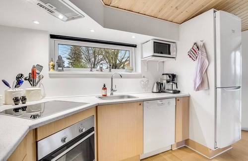 Strøby Ladeplads House | Nice home in Strøby with WiFi