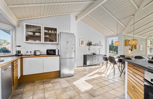 Strøby Ladeplads House | Nice home in Strøby with WiFi