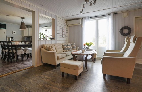 Stromstad House | Nice home in Strömstad with WiFi