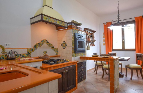 Sant'Onofrio House | Nice home in Trabia with WiFi