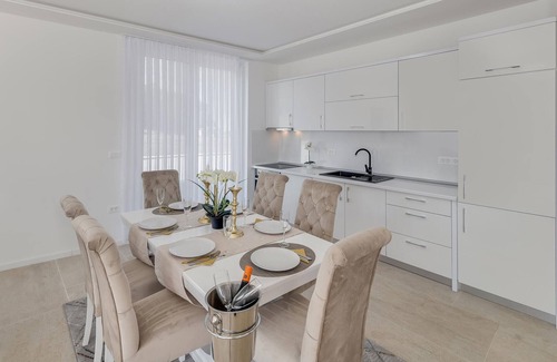 Vrvari House | Nice home in Vrvari with WiFi