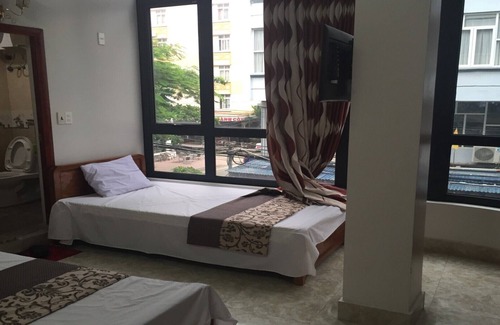 Cat Hai Hotel | Nice private room, great location, best service
