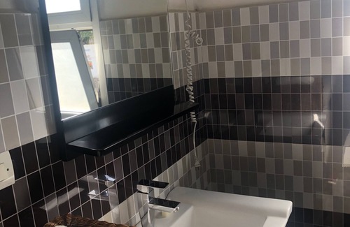 Antananarivo Hotel | Nice rooms 10 minutes from the airport