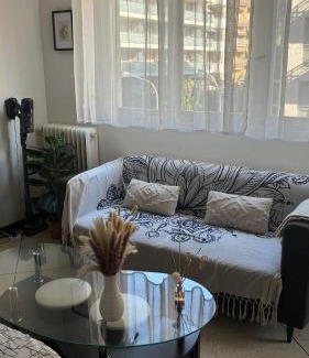 Saint-Sylvestre Apartment | Nice Séjour Detente Studio Lumineux Balcon Cuisine Equipée Wifi