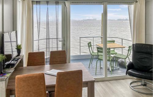 Biddinghuizen Boat Rental | Nice Ship In Biddinghuizen With Kitchen