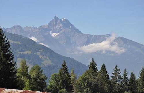 Alpe des Chaux Ski Chalet | Nico