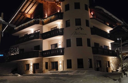 Berwang Apartment | Nieuw Appartement op Loopafstand van het Centrum en de Piste's