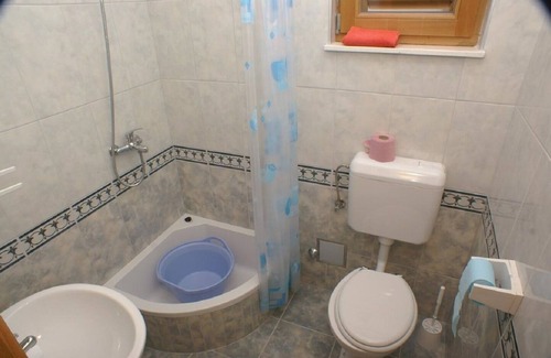 Pisak Apartment | Niko - 50 m From Pebble Beach - A5 Prizemlje