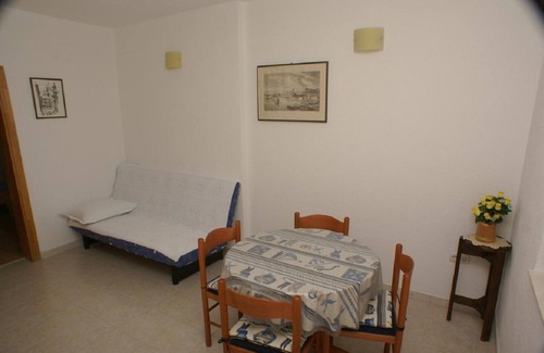 Pisak Apartment | Niko - 50 m From Pebble Beach - A5 Prizemlje
