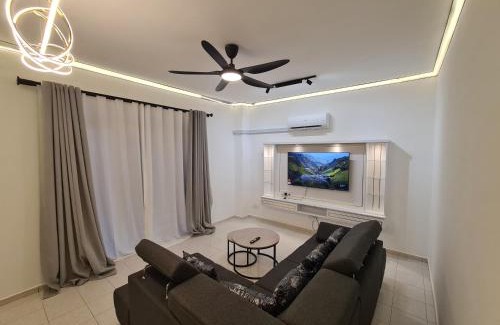 Nilai House | Nilai Modern Homestay 4R3B-12PAX