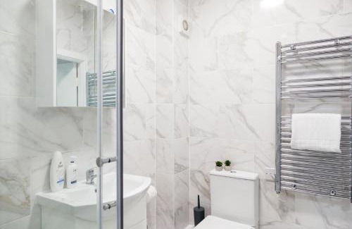 Warrington Apartment | Nile - Cosy Studio Apartment by Traboule Properties Ltd